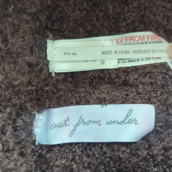 Urban Outfitters Fuzzy Knit Shorts, Color Brown Size SP - Picture 12 of 13